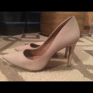 Vince Camuto heels
